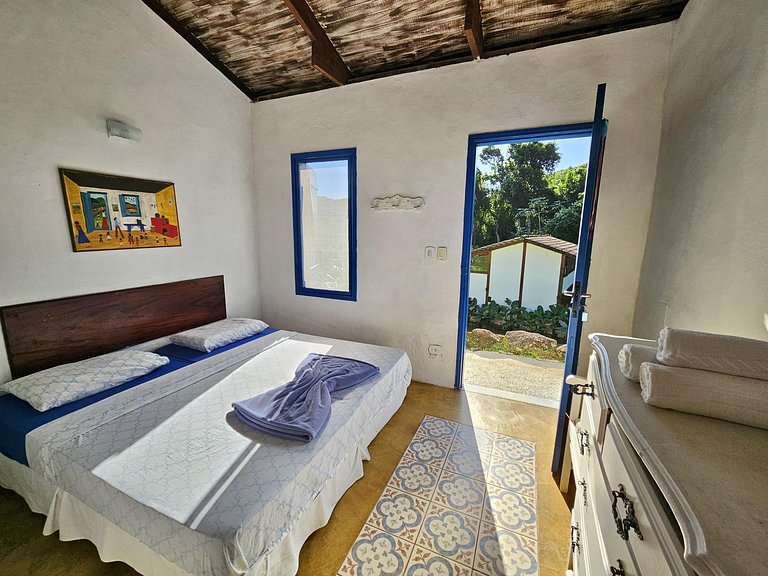 Villa com piscina, loft e 5 Suítes – Praia do Léo