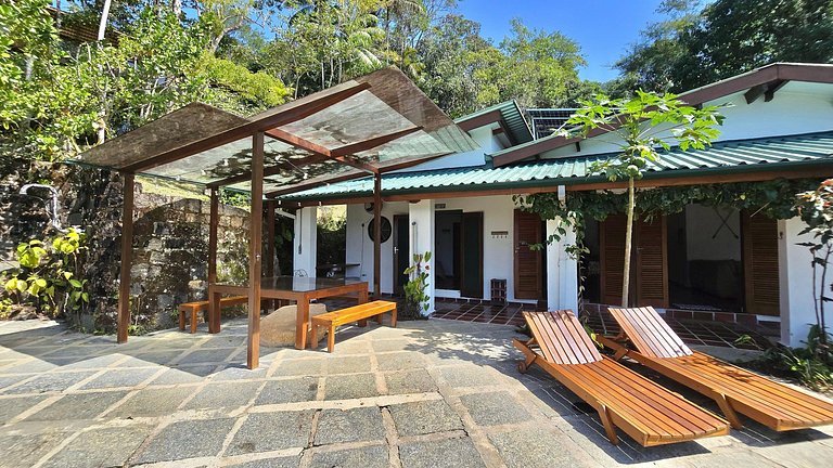 Casa com Piscina Aquecida e Vista Para o Mar