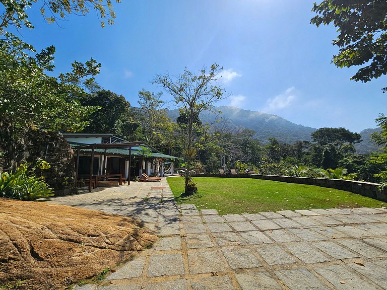 Casa com Piscina Aquecida e Vista Para o Mar